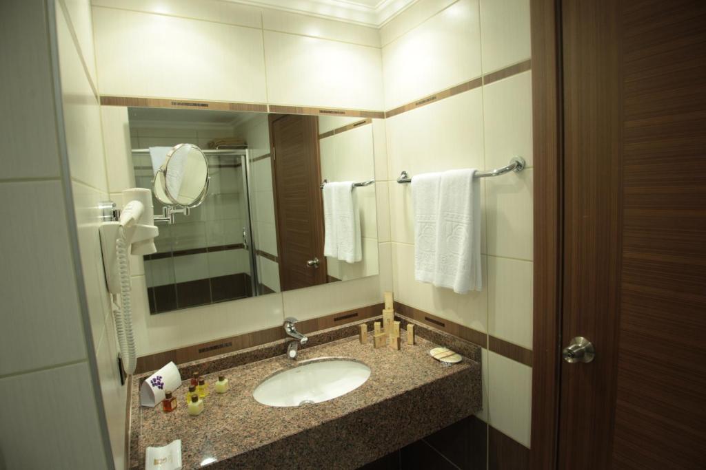 Buyuk Osmaniye Hotel Стая снимка